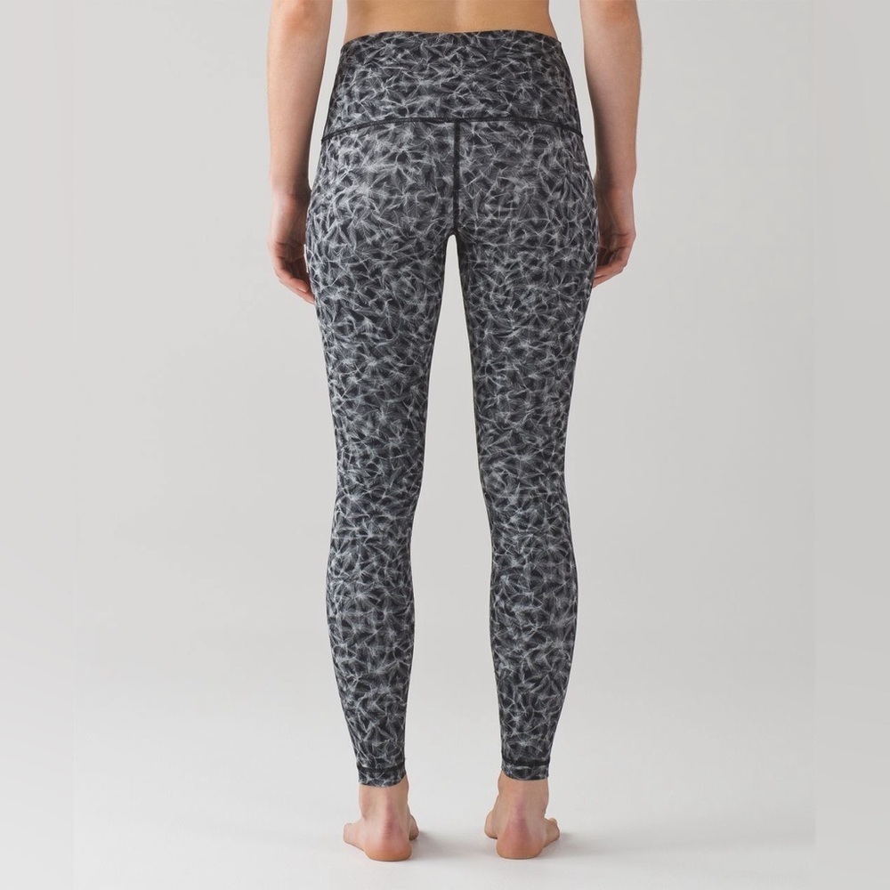 LULULEMON WUNDER Under High Rise Leggings (US 4)